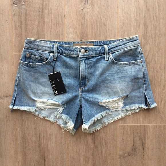 Joes Jeans Embroidered Ozzie Cutoff Denim - Picture 4 of 8